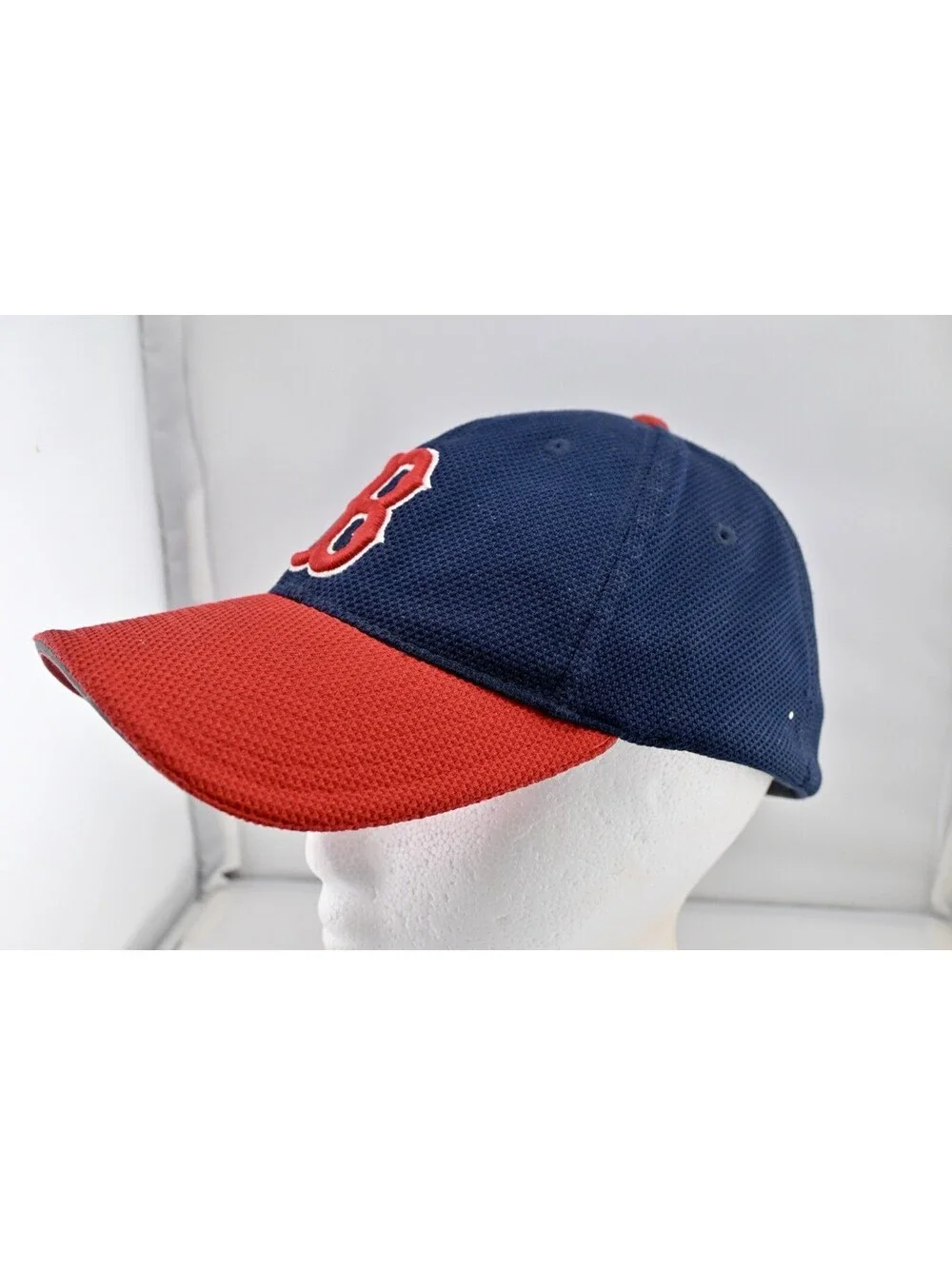 New Era Boston Red Sox Medium / Large Stretch MLB New Era Baseball Cap Hat